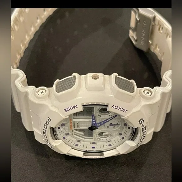 CASIO G-SHOCK WATCH - Picture 8 of 12